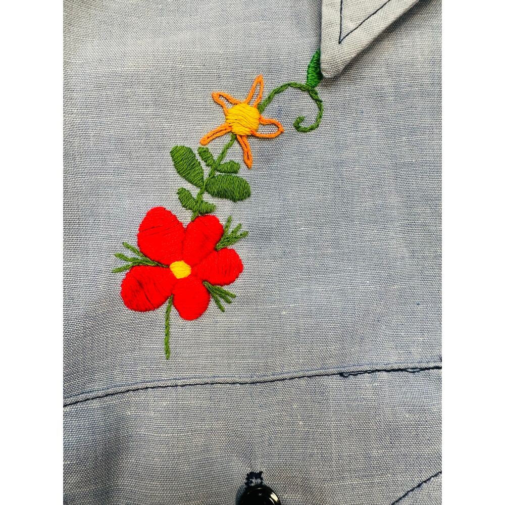 Vintage 1970’s Big Smith Chambray Western Shirt with Handcrafted Embroidery - Picture 3 of 9